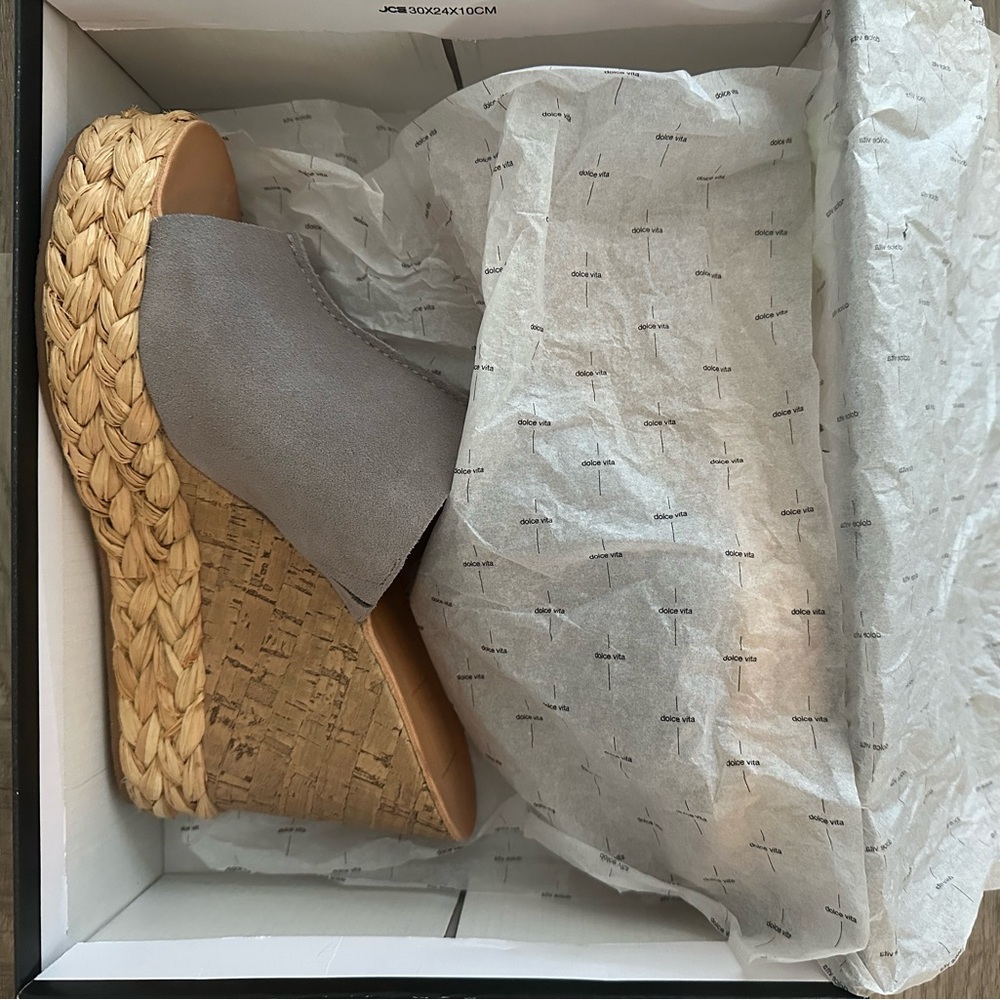 Dolce Vita Loril Wedges Size 9.5